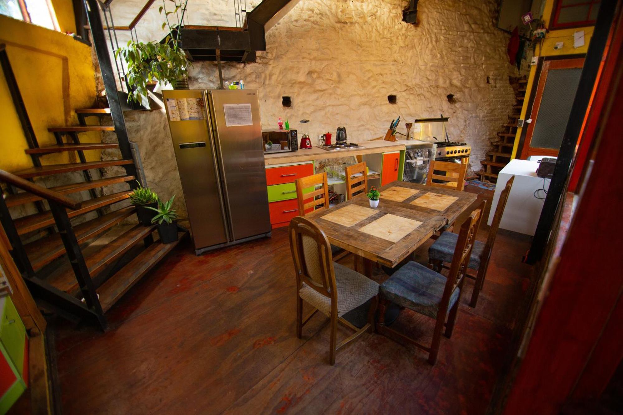 La Casa Del Puerto, Hostal Cultural, Cerro Alegre فالبارايسو المظهر الخارجي الصورة