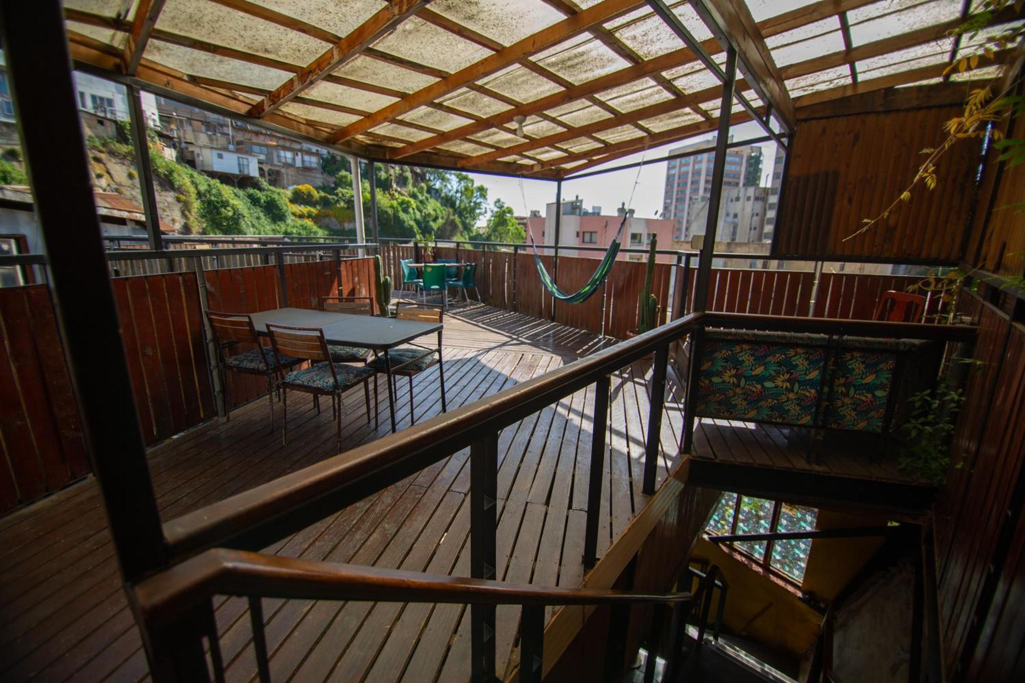 La Casa Del Puerto, Hostal Cultural, Cerro Alegre فالبارايسو المظهر الخارجي الصورة