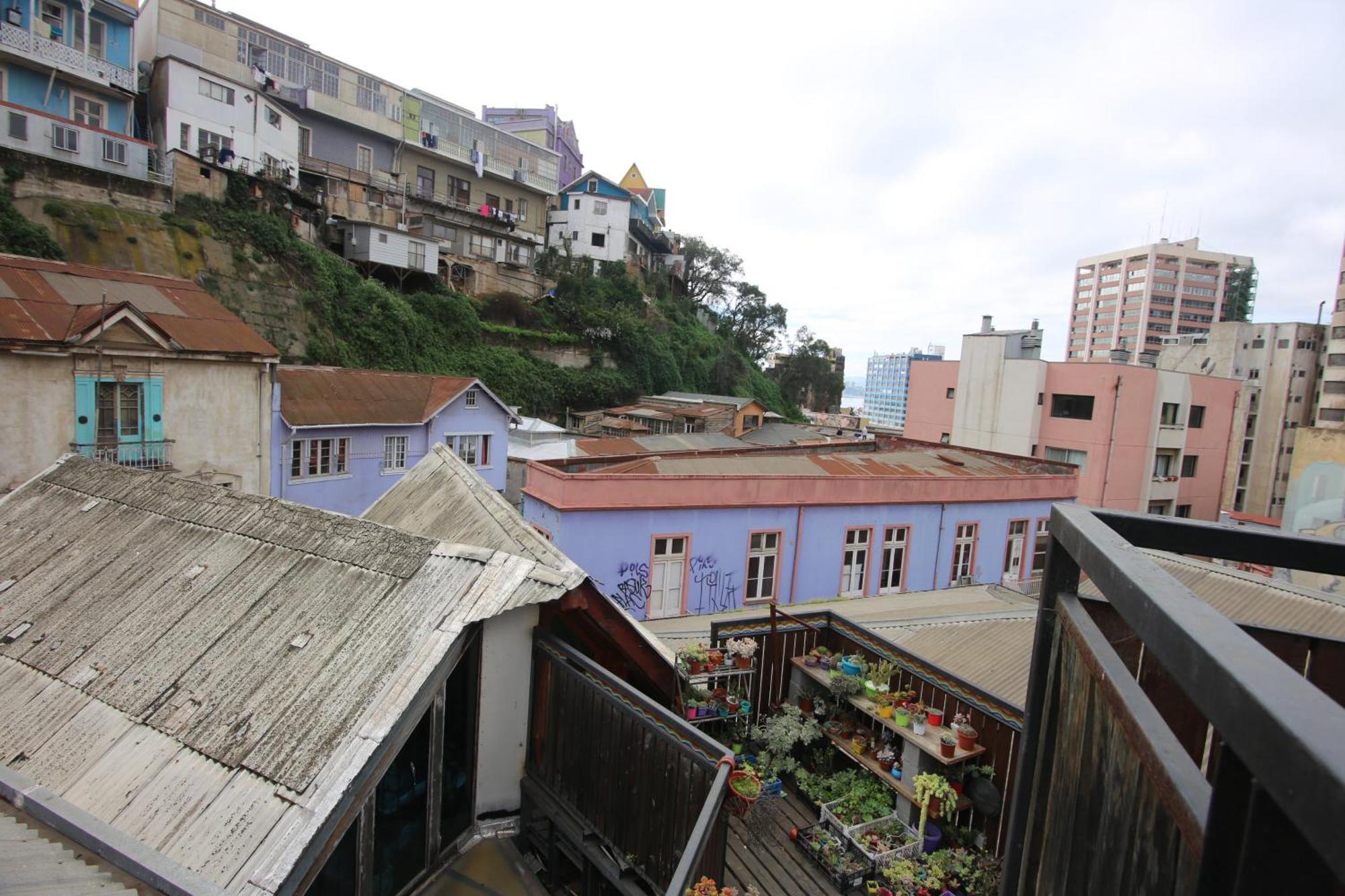 La Casa Del Puerto, Hostal Cultural, Cerro Alegre فالبارايسو المظهر الخارجي الصورة